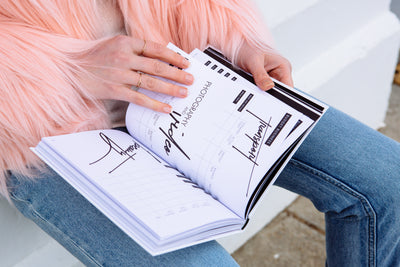 The wedding planner that gets down to Bride Business